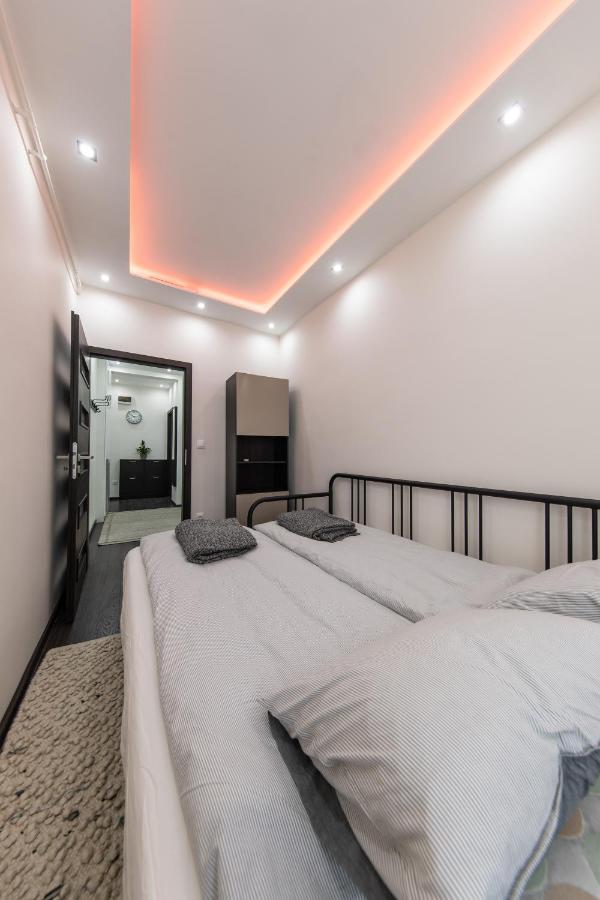 Spacious 3-Room Apartment With Free Parking Budapest Exterior foto